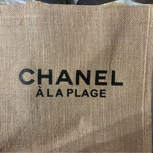 CHANEL A LA PLAGE  LINEN TOTE BAG. NEW